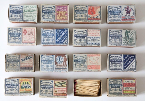 Advertising boxes, 1930s, front, 73 x 46 x 29 mm