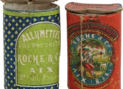 Roche & Cie, Aix-en-Provence. Ovoid box ca. 1860, 50 x 32 mm